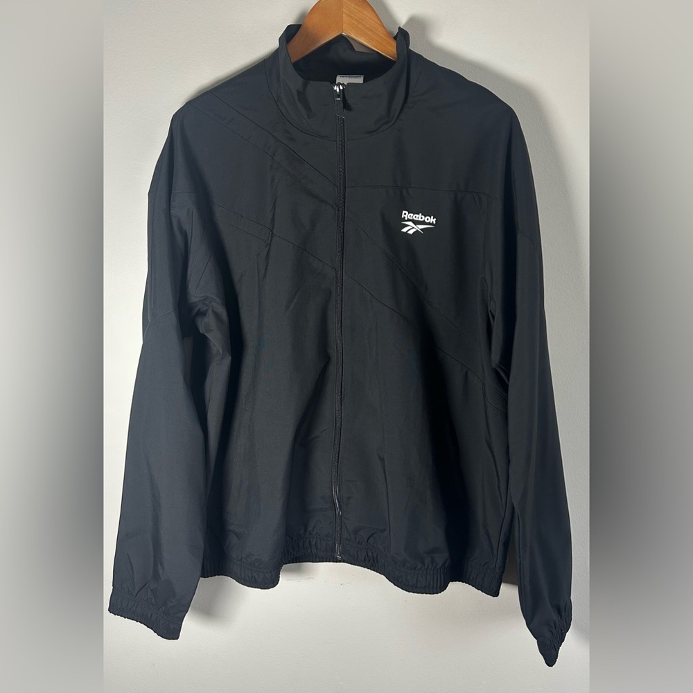 Reebok Classic Vector All Black Men's Nylon Track Jacket XL NWOT Never Worn